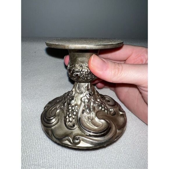 Silver Plated Pillar Candle Holder Round - Picture 2 of 5